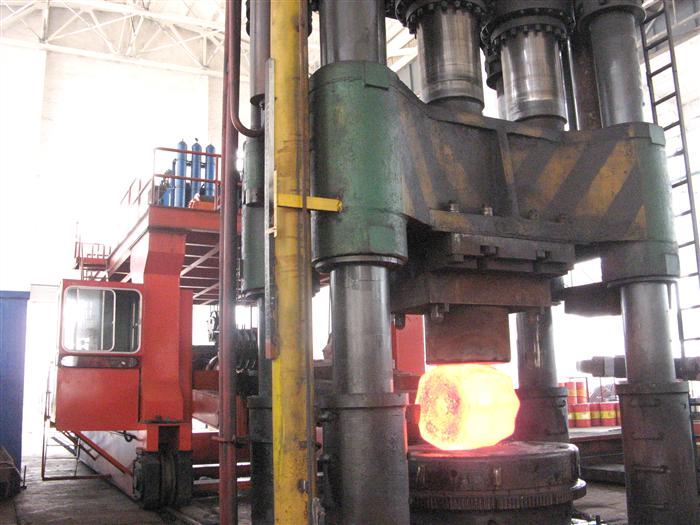 /photo?size=640&path=images\Manufacture\FORGING PROCESS\3.jpg